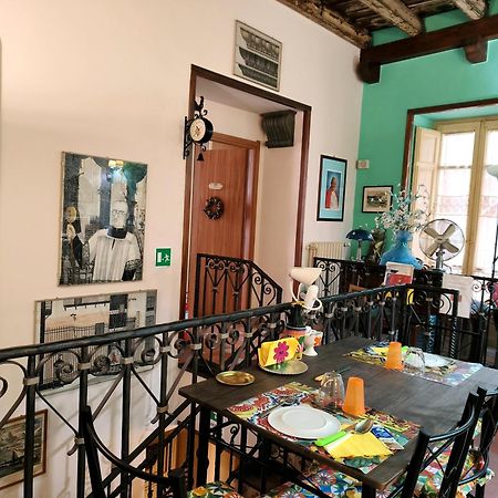 Vittorio Emanuele Rooms Di Prinzi Palermo Eksteriør billede