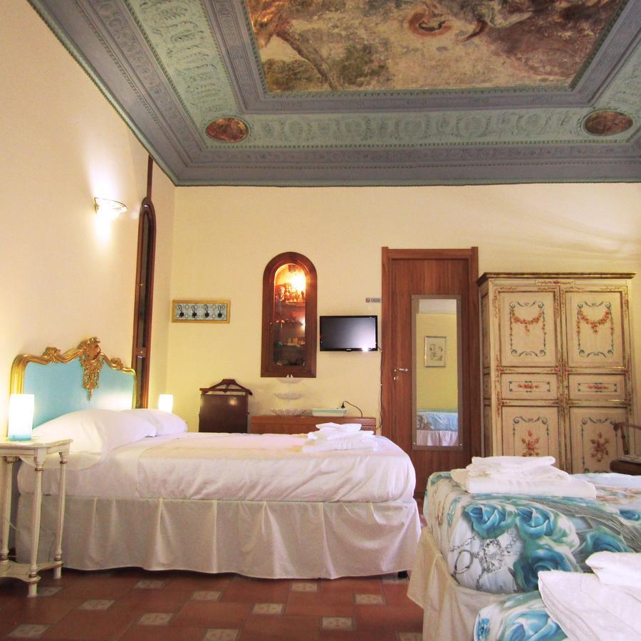Vittorio Emanuele Rooms Di Prinzi Palermo Eksteriør billede